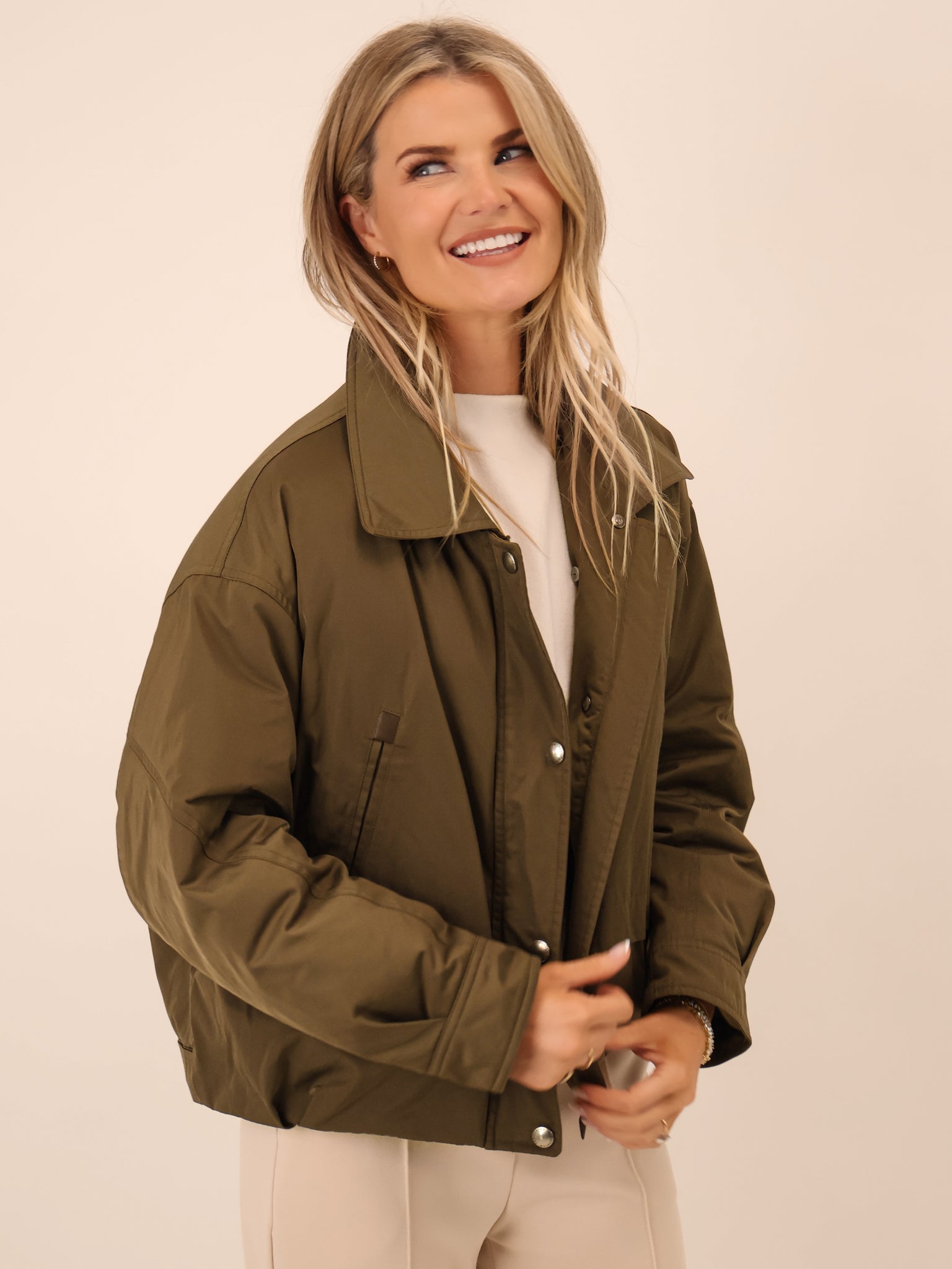 Kate & Pippa Aspen Detachable Fur Collar Jacket In Khaki-Kate & Pippa