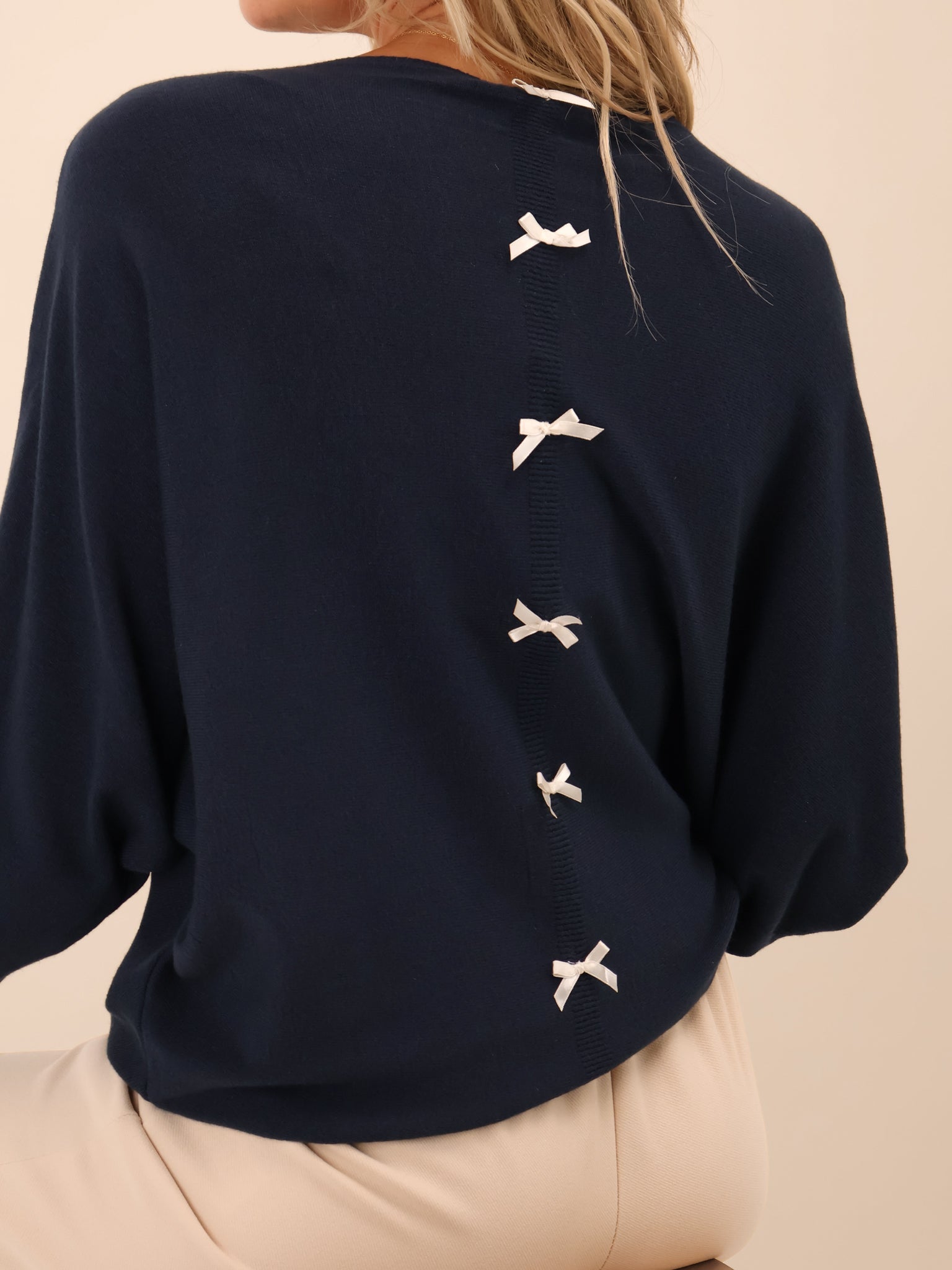 Kate & Pippa Venice Bow Knit In Navy-Kate & Pippa
