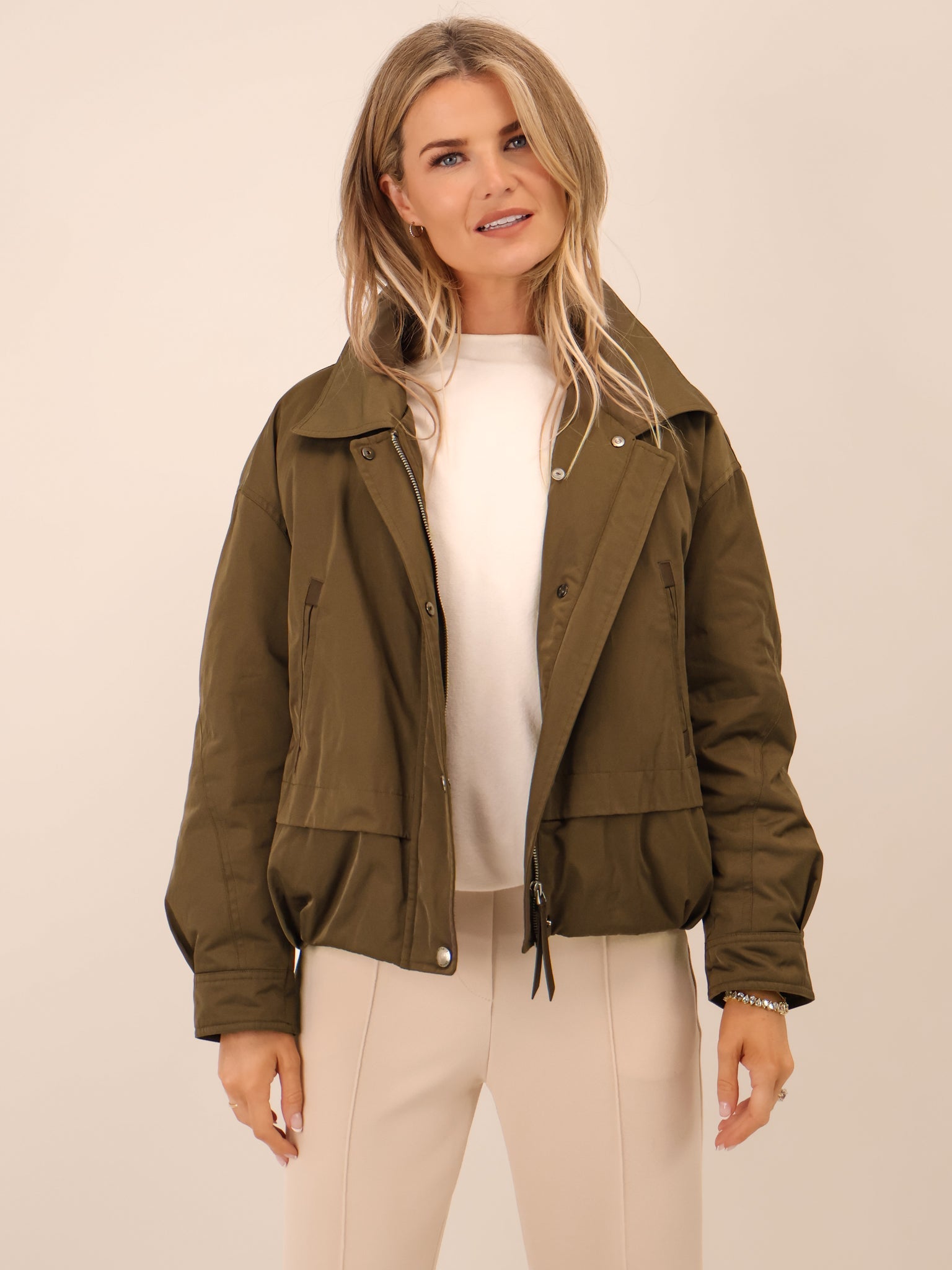 Kate & Pippa Aspen Detachable Fur Collar Jacket In Khaki-Kate & Pippa
