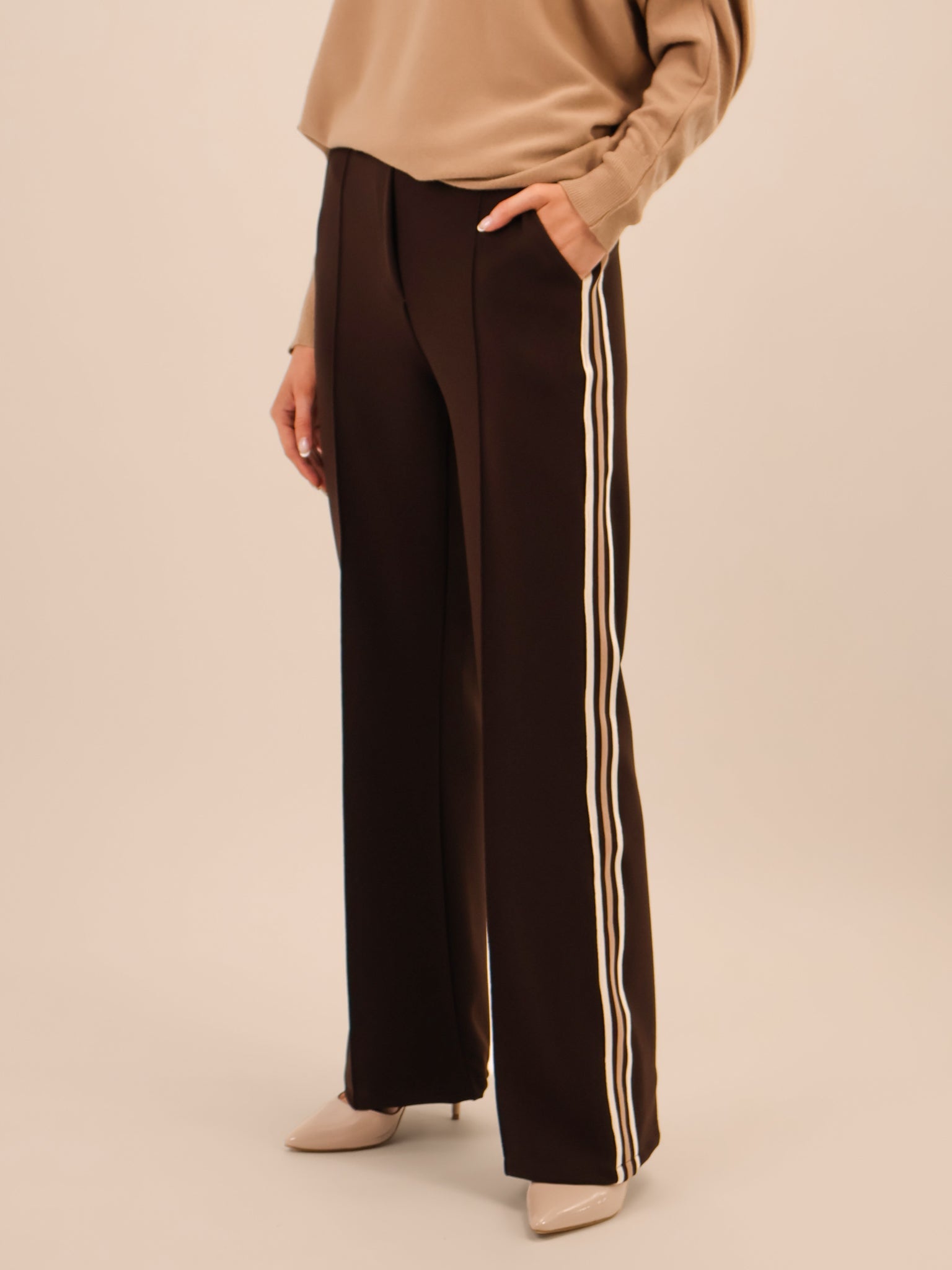 Kate & Pippa Nicks Stripe Trousers In Brown-Kate & Pippa