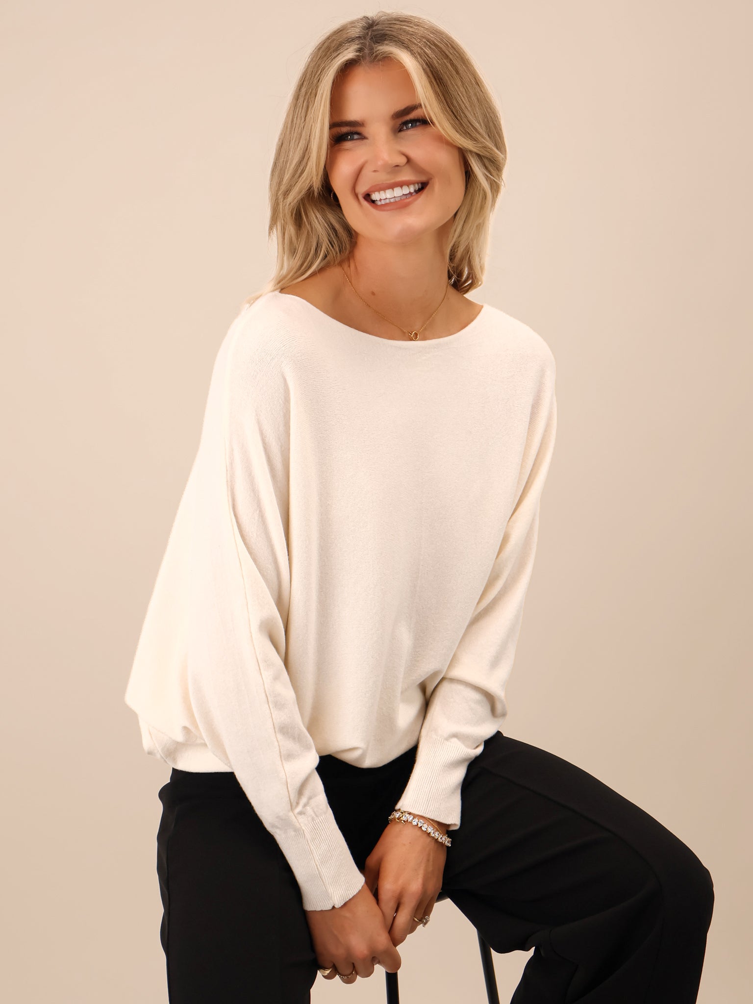 Kate & Pippa Venice Bow Knit In Cream-Kate & Pippa