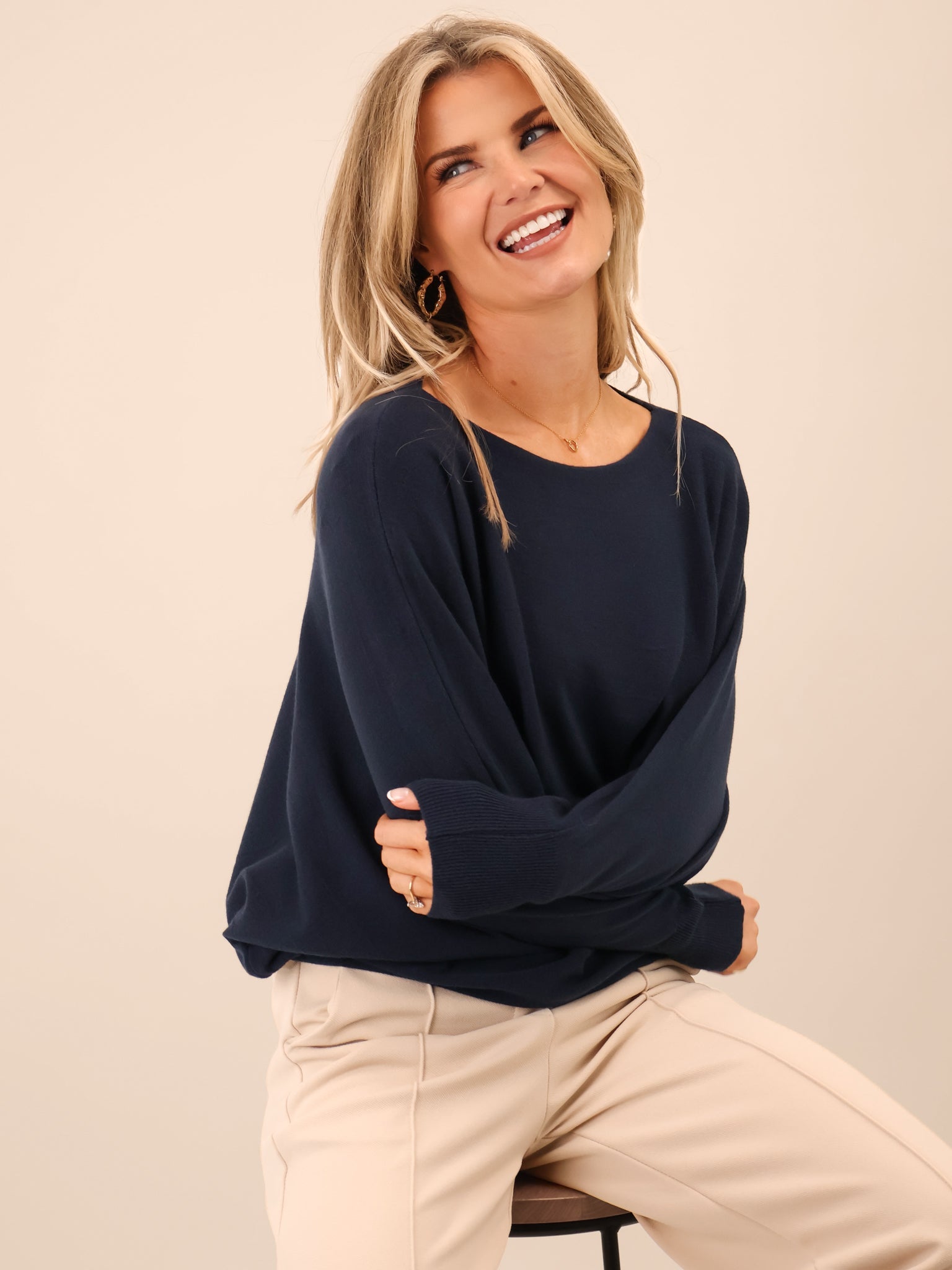 Kate & Pippa Venice Bow Knit In Navy-Kate & Pippa